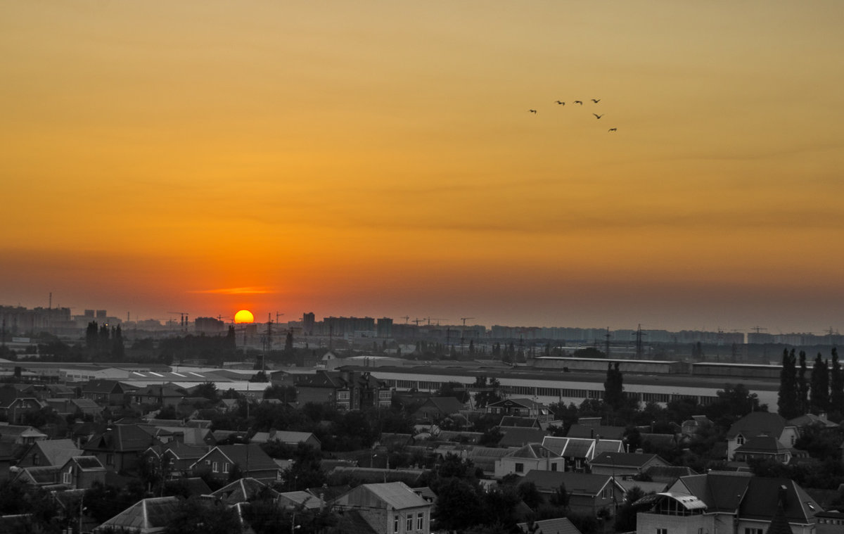 Закат над городом 3 - Александр Хорошилов