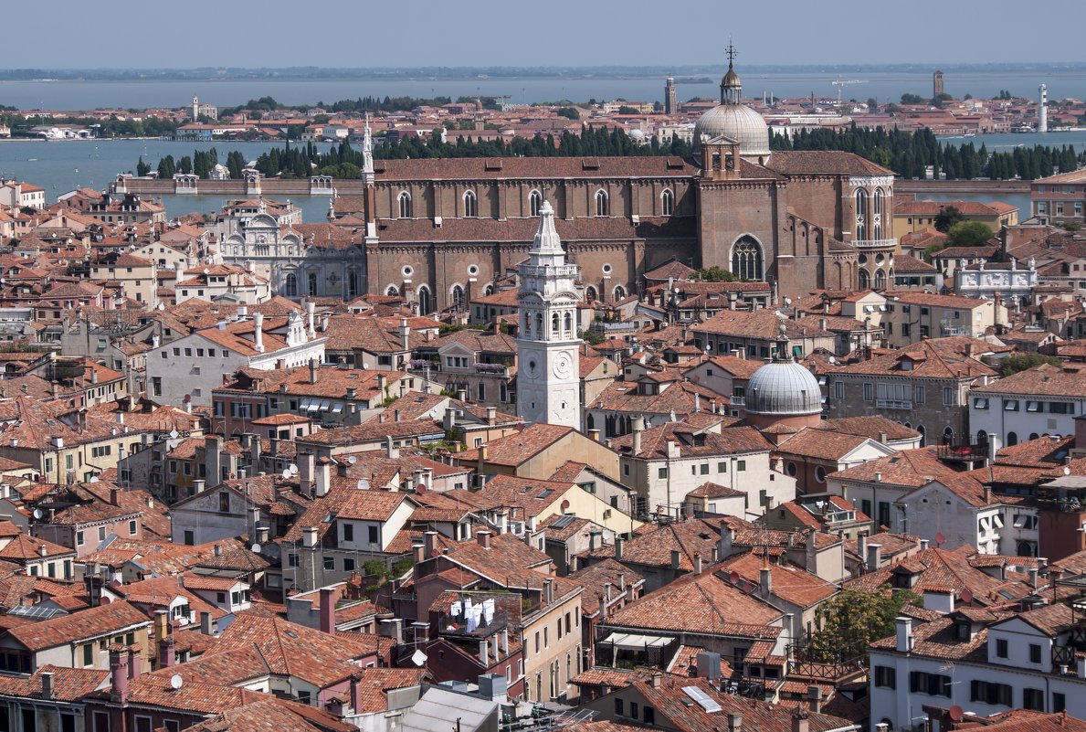 Венеция, вид с колокольни Сан Марко на северо-восток. - Виталий Авакян