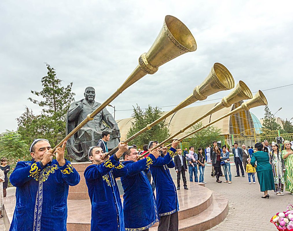 Праздник - Oleg Sharafutdinov