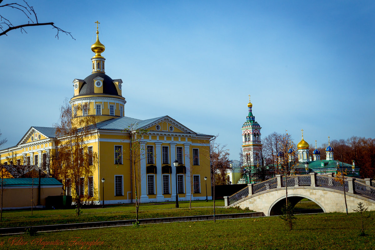 **Храмы Рогожского кладбища Покровский собор старообрядческой Рогожской общины (Летний храм во имя П - Viktor Nogovitsin