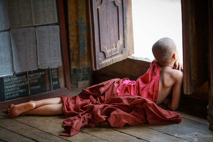 Monk in Myanmar - Alexandr Safronov