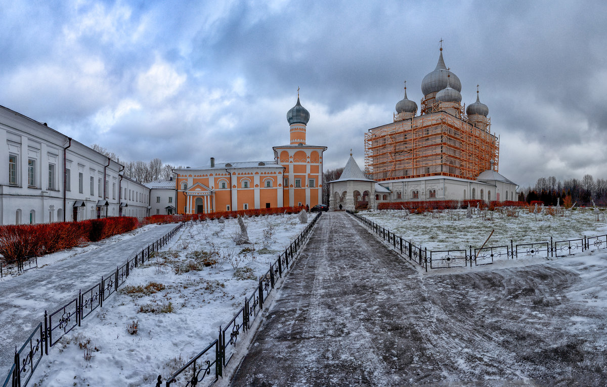 Варламо-Хутынский монастырь - Евгений Никифоров
