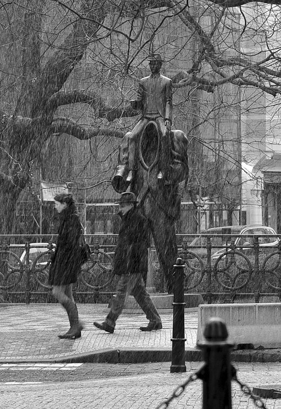 ...снегопад в Праге...Кафка вышел из себя... - Ольга Нарышкова