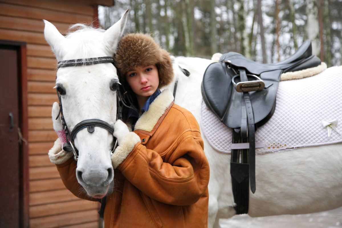 Катя с лошадью - ММД ММД