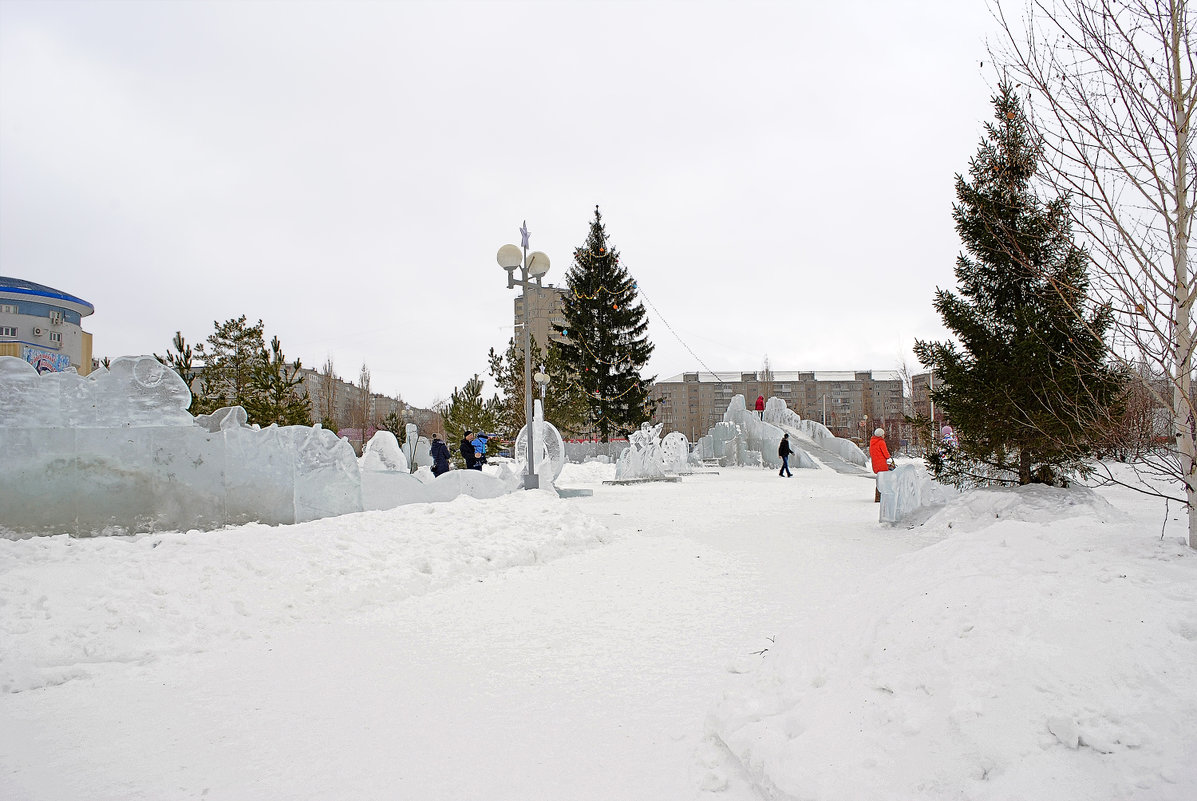 Ёлки в городе Уфе - Геннадий 