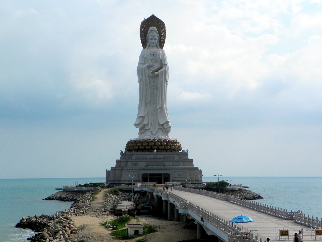 Статуя Богини Милосердия Гуань Инь - Маргарита 