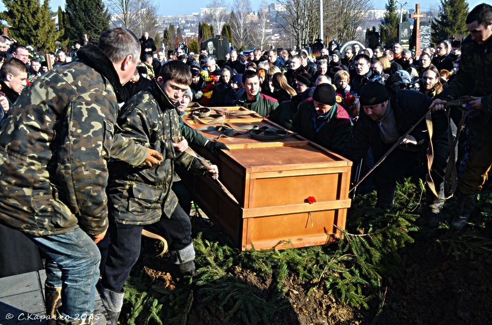 У Чернівцях поховали   Леоніда Петихачника, загиблого у зоні АТО - Степан Карачко