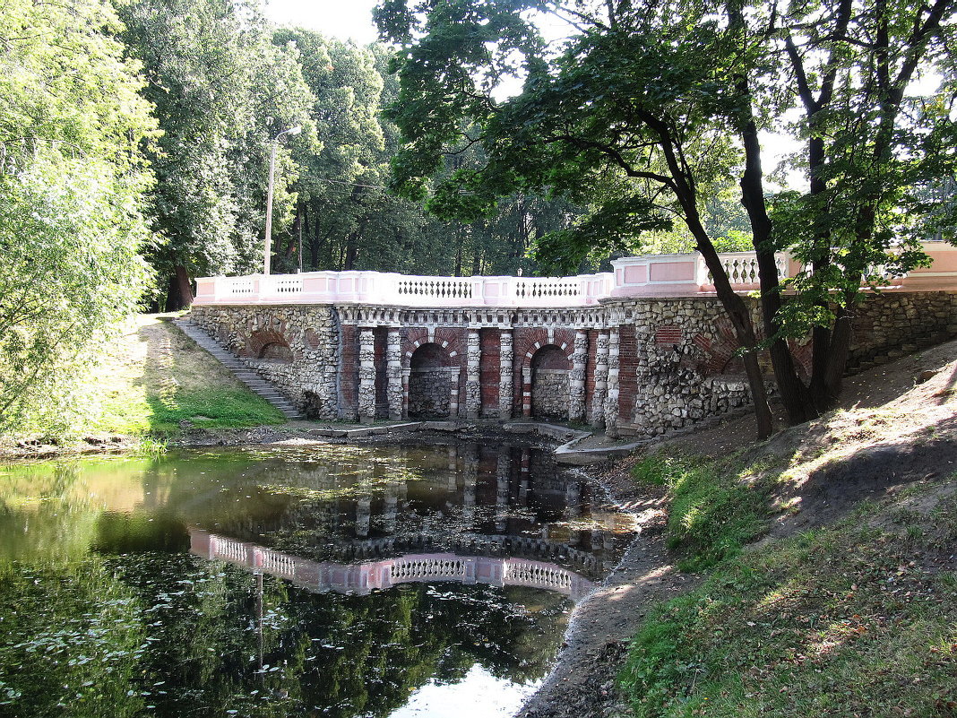 Грот-памятник архитектуры в Лефортово - Николай Дони