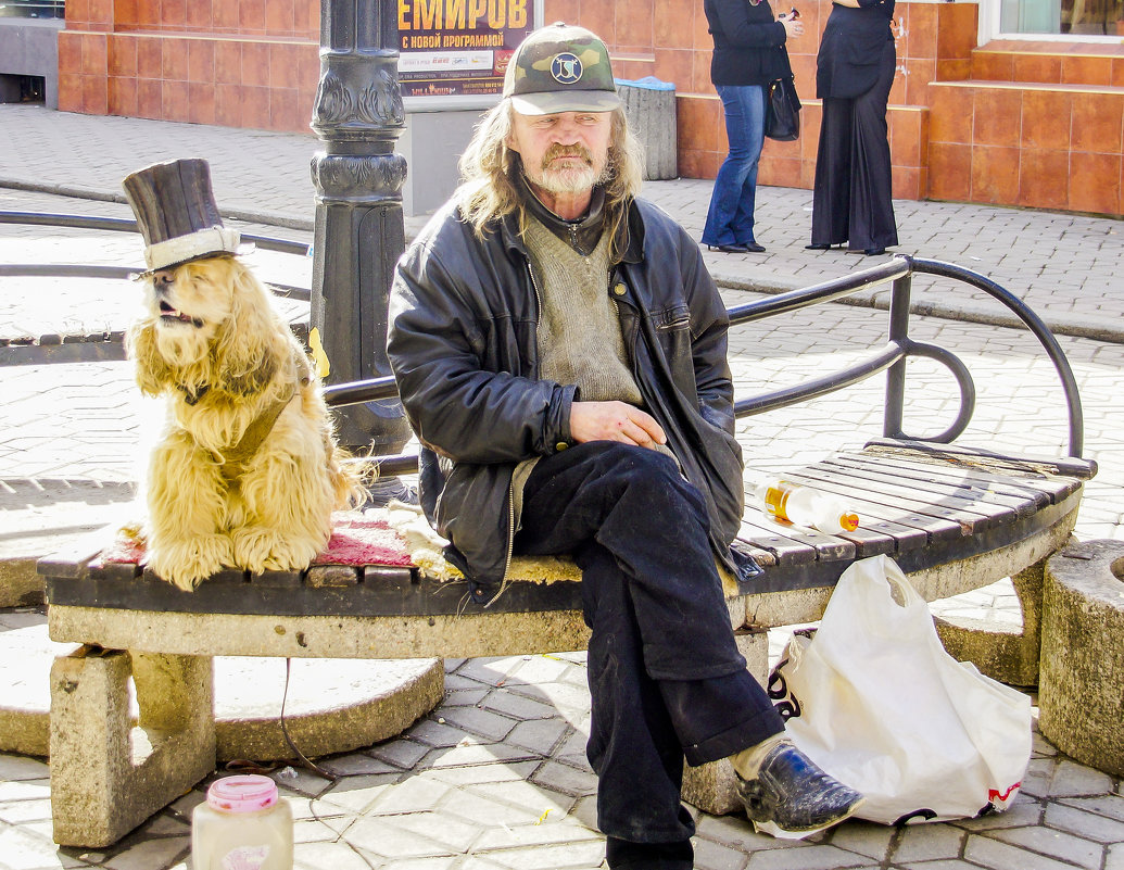 На улице Симферополя... - Олег Мартоник