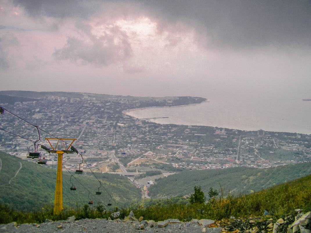 Вид с горы на Геленджик и бухту - Алексей Агалаков