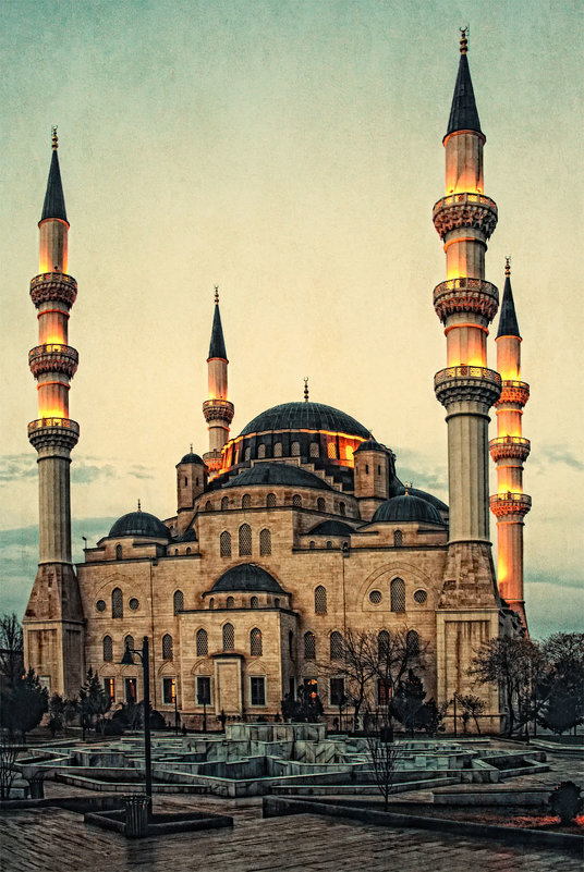 Мечеть - Григорий Карамянц