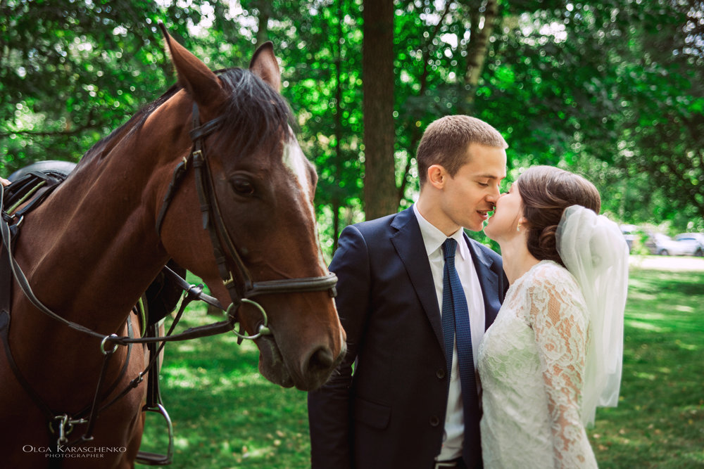 wedding kiss and...horse=) - Ольга Аникина