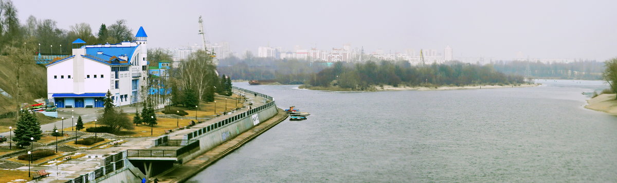 Река Сож в Гомеле с пешеходного моста-панорама - yuri Zaitsev