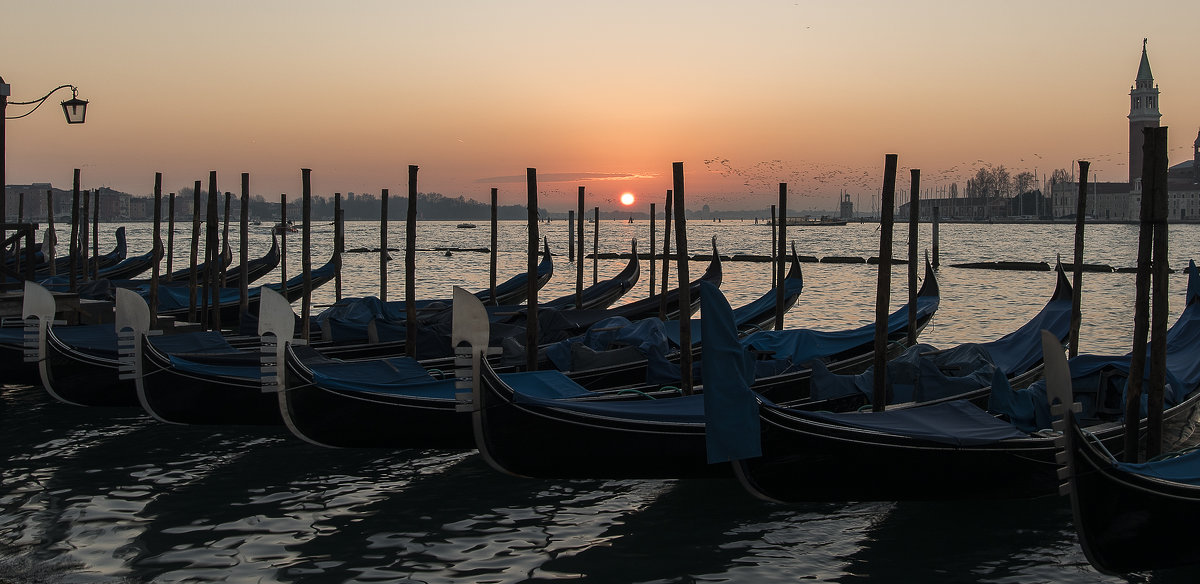 Восход солнца в Венеции - Олег 