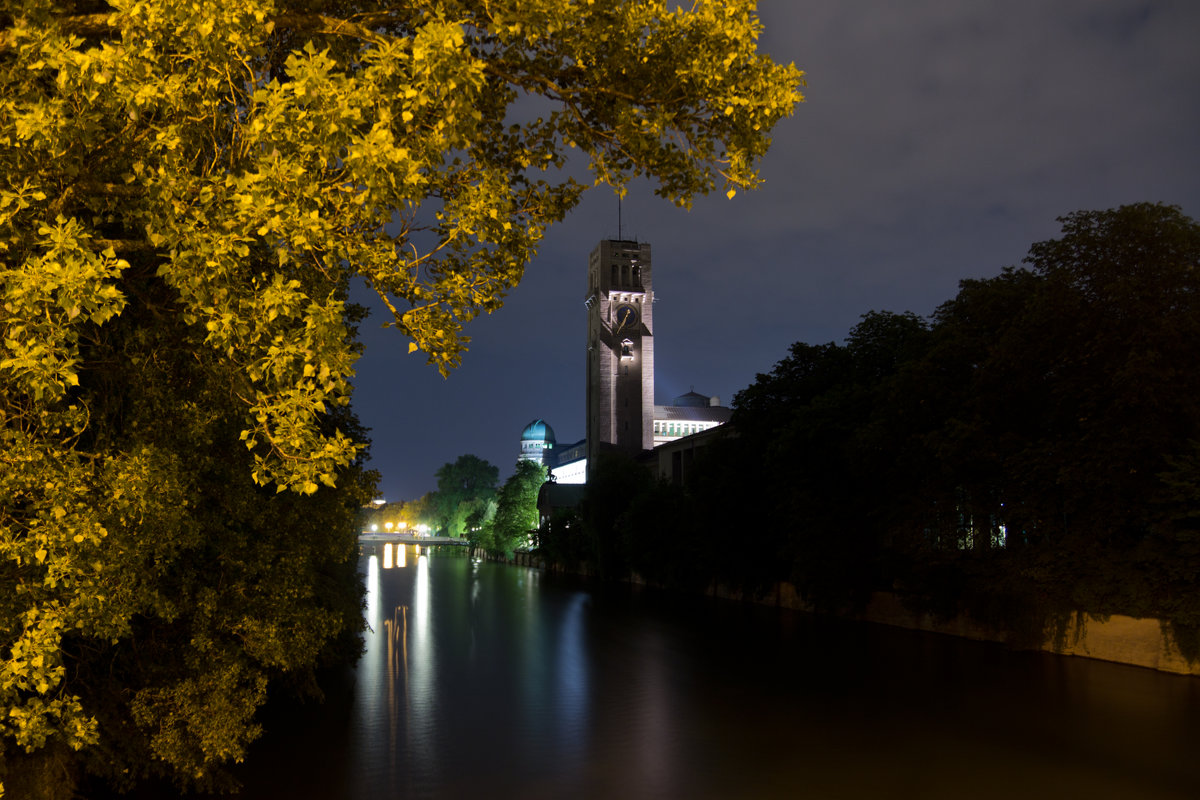 Deutsches Museum von Meisterwerken der Naturwissenschaft und Technik - Денис Францев