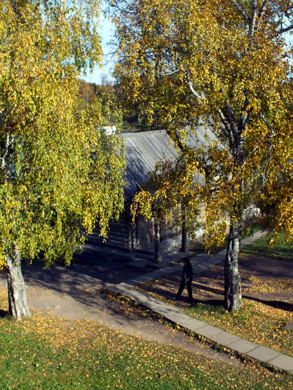Старая Ладога. Внутри крепости - Николай 