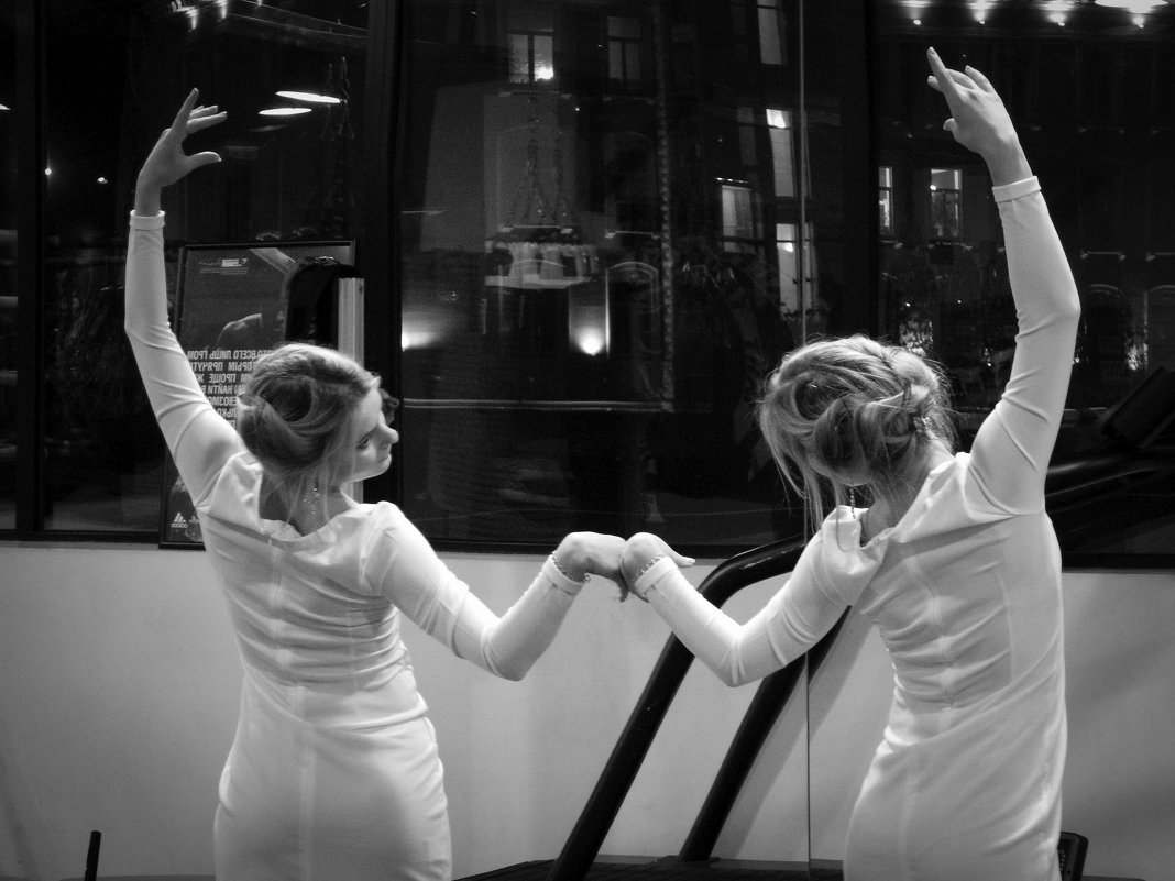 Танец с отражением - Maggie Aidan