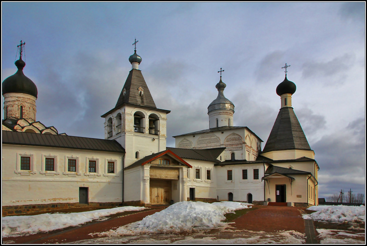 Ферапонтов-Белозерский Богородице-Рождественский женский монастырь. - Дмитрий Анцыферов