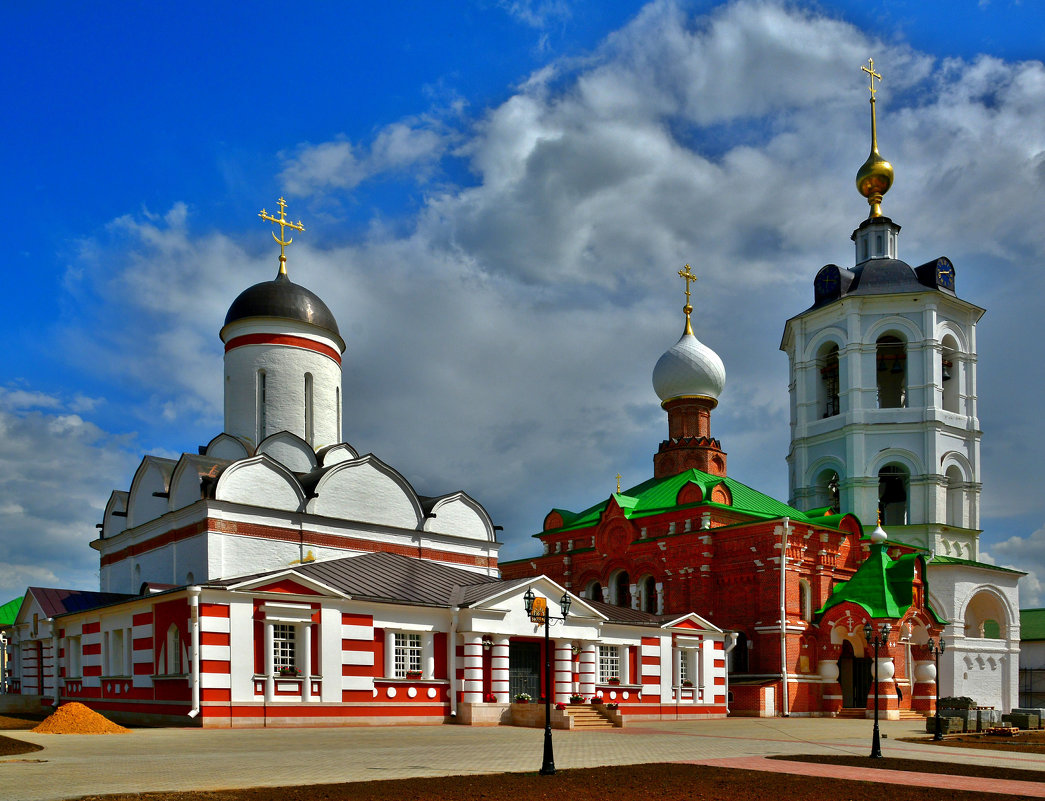 Никольский храм (слева), справа- церковь Сергея Радонежского - Moscow.Salnikov Сальников Сергей Георгиевич