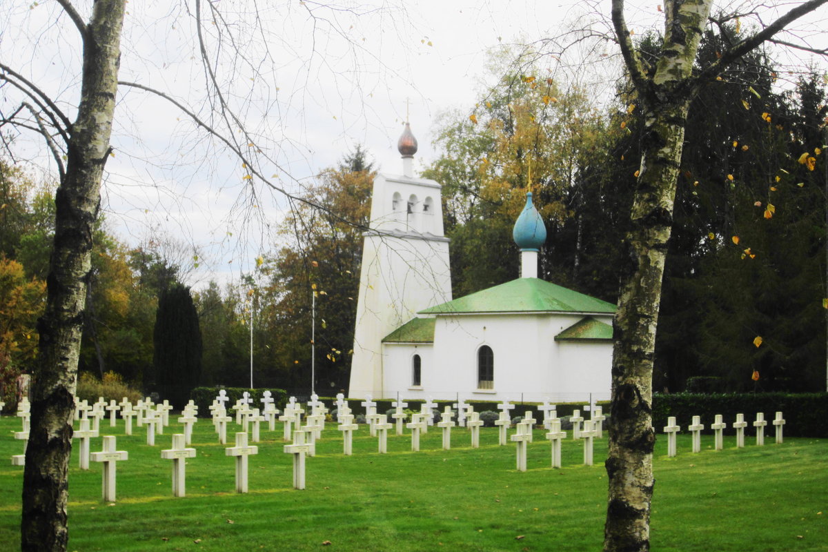 Saint-Hilaire-le-Grand, Франция, Русское кладбище - Виктор Качалов