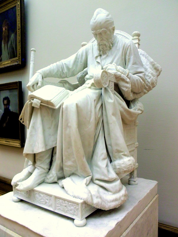М.М.Антакольский, скульптура "Иван грозный на троне", 1870год. - Елена 