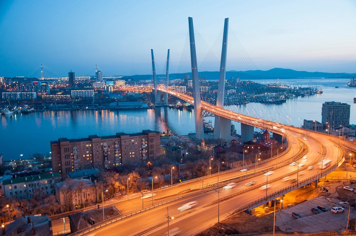 Мост через "Золотой рог". Владивосток - Михаил Сахнов