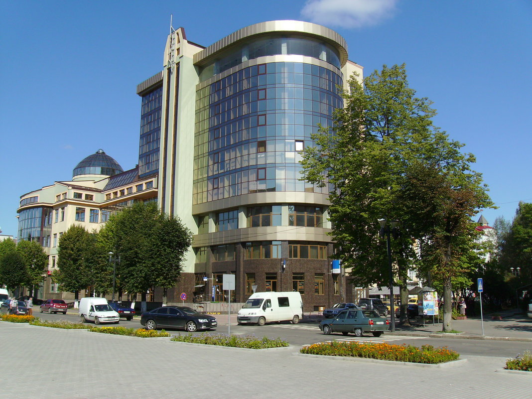 Офисный  центр  в  Ивано - Франковске - Андрей  Васильевич Коляскин