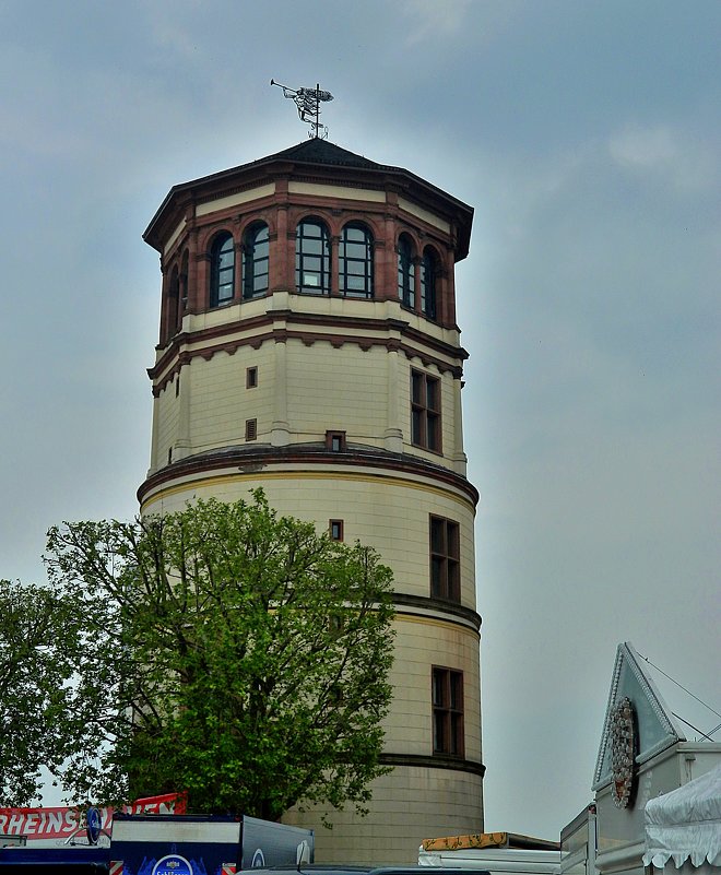 башня - Александр Корчемный