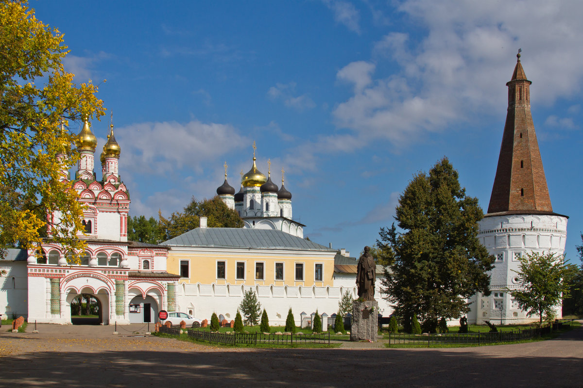 Иосифо-Волоцкий монастырь - Сергей Николаевич Бушмарин