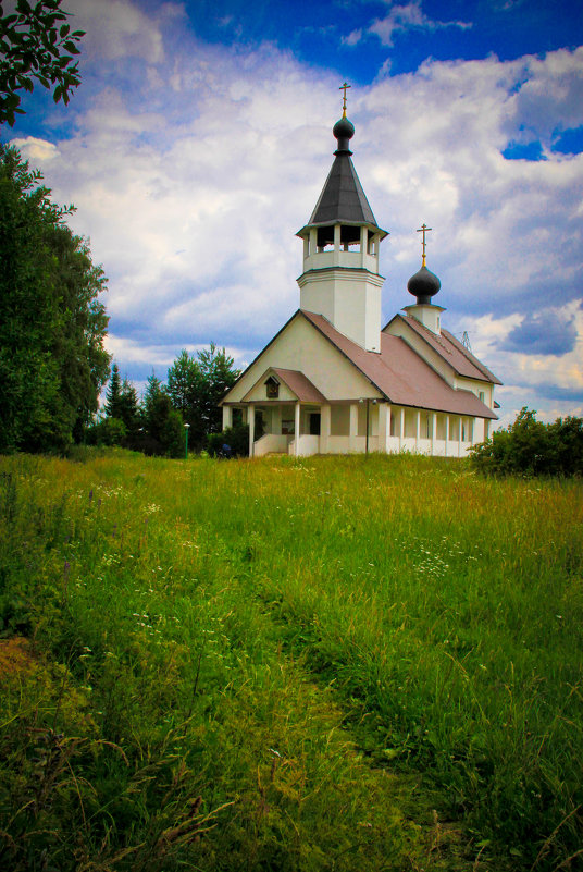 Храм в деревне - Наталья Краснюк