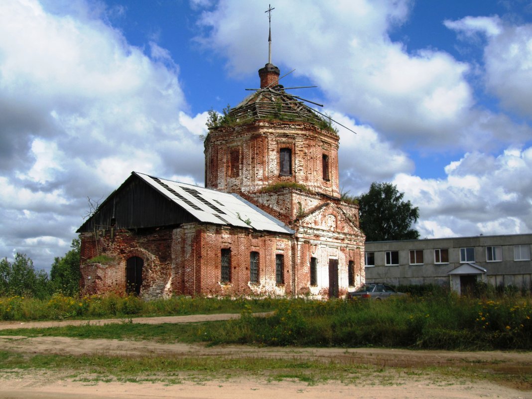 Церковь в Мирславле - Наталья Серегина