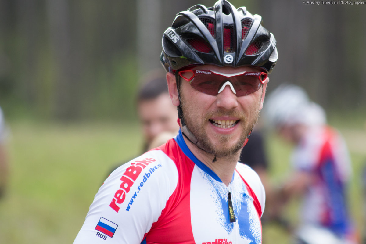 Лица и эмоции велосипедистов после гонки - Andrey Curie