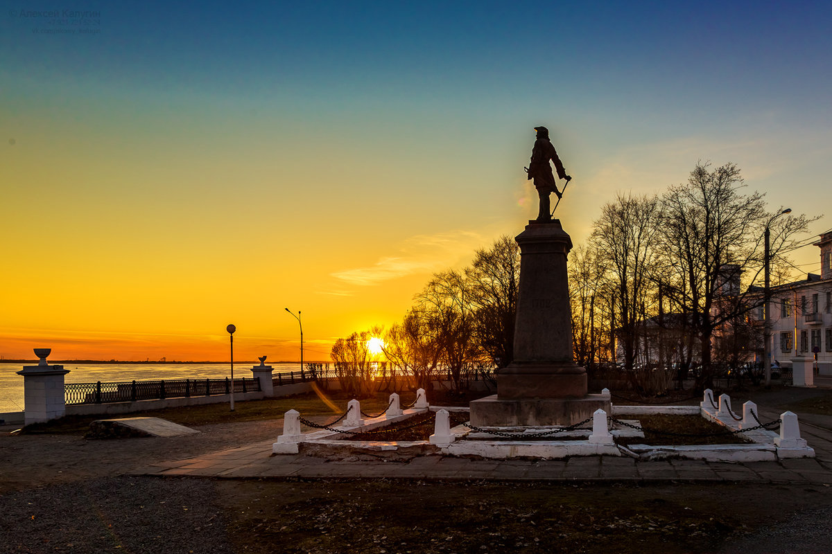 Памятник Петру I, на закате - Алексей Калугин