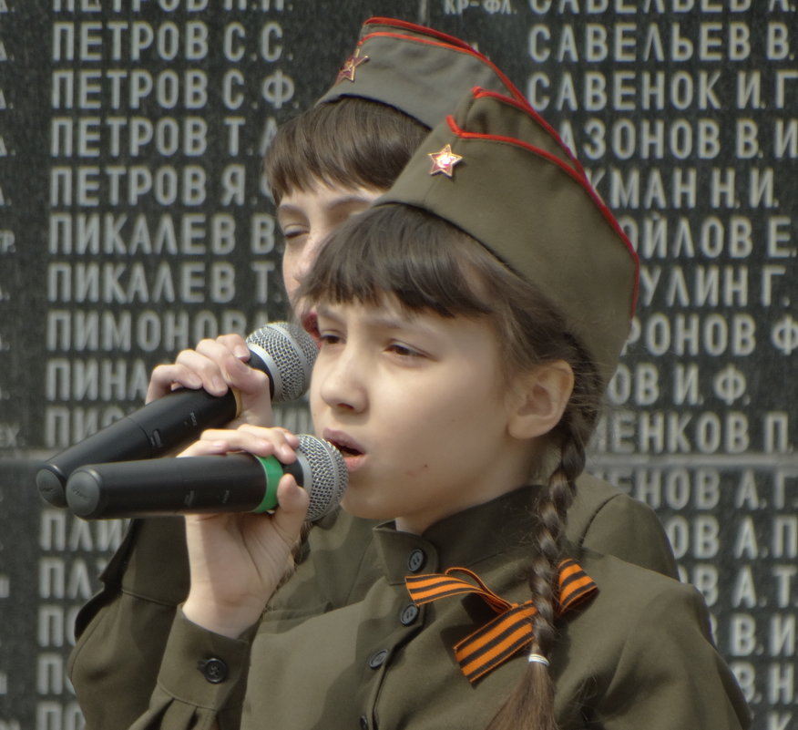 дети о войне... - Михаил Жуковский
