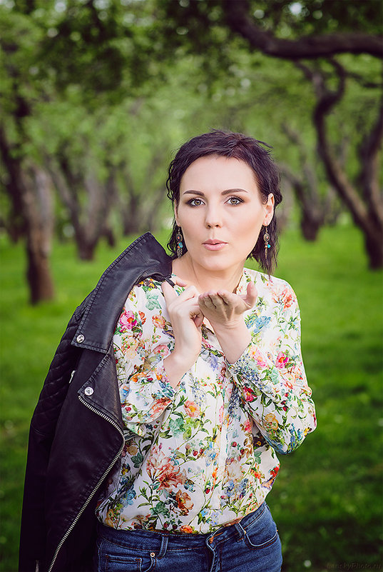 ♥♥♥ Анютка, в парке Коломенское 14.05.2015г. ♥♥♥ - Alex Lipchansky