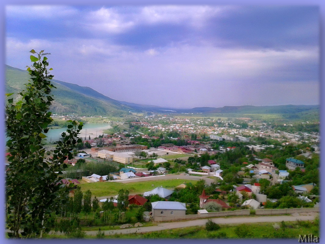 Поселения ..по берегам реки ,впадающих в Чарвакское водохранилище... - Людмила Богданова (Скачко)