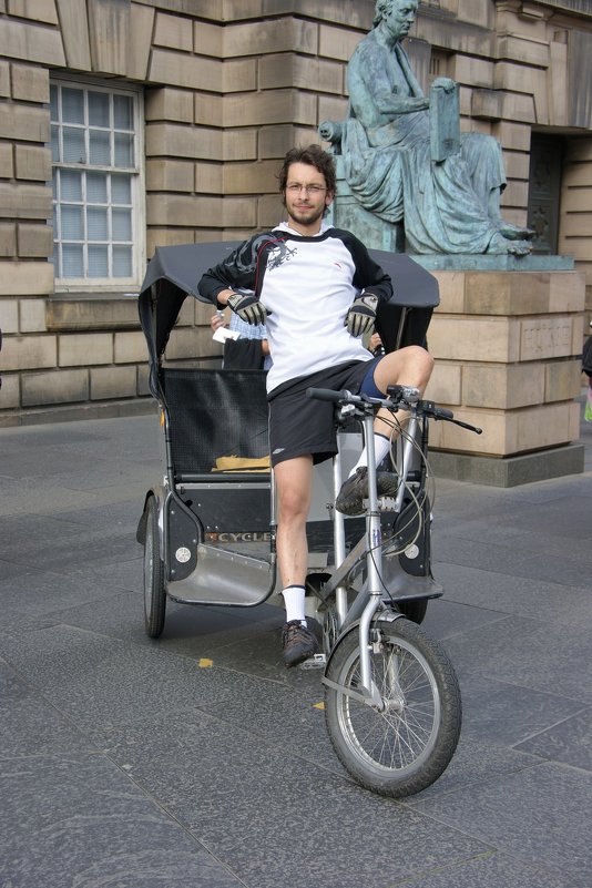 "Эх прокачу!" велорикша на улицах Эдинбурга - Free 
