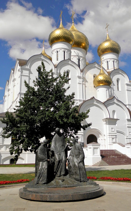 Свято-Успенский кафедральный собор в Ярославле. - Елена 