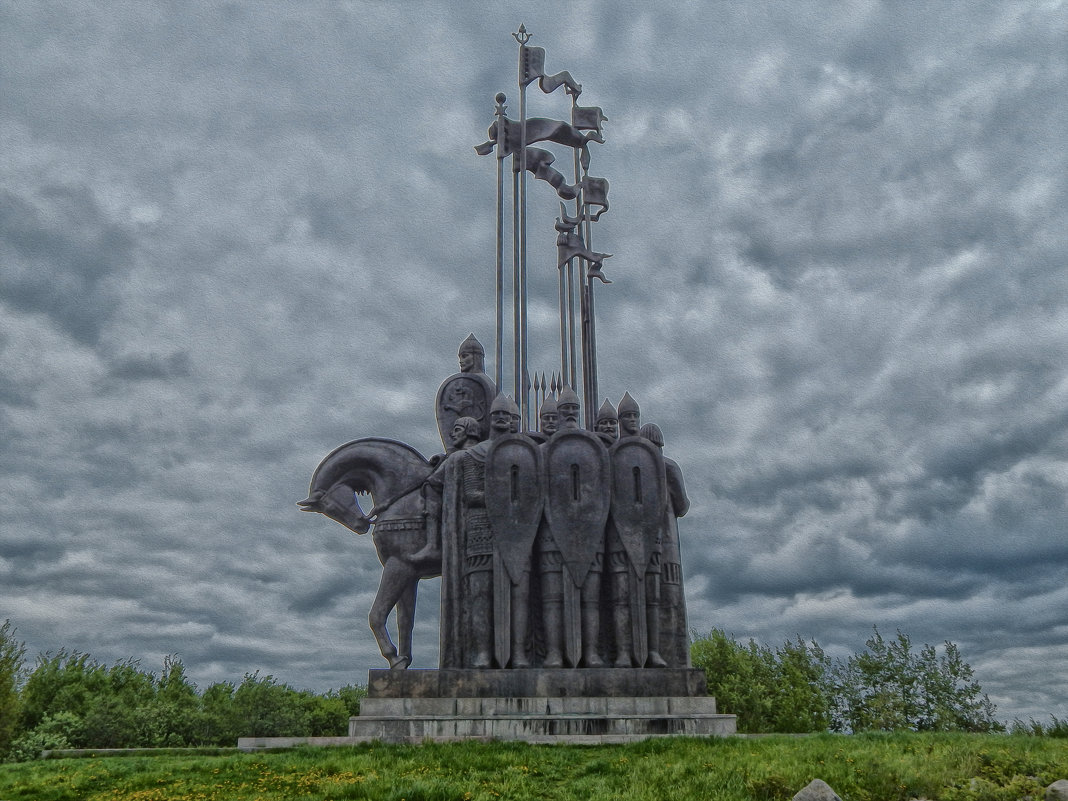 Памятник дружине Александра Невского в Пскове - Nikolay Ya.......