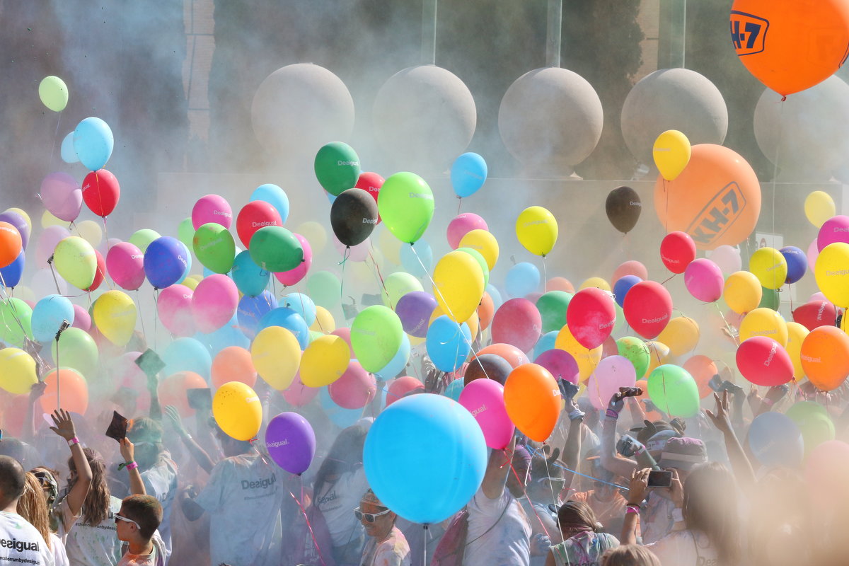 Barcelona. The color run - Alexey Romanenko