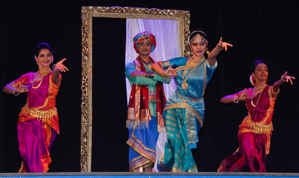 Индийский фестиваль. Сцена из спектакля 5 - Александр Мельник