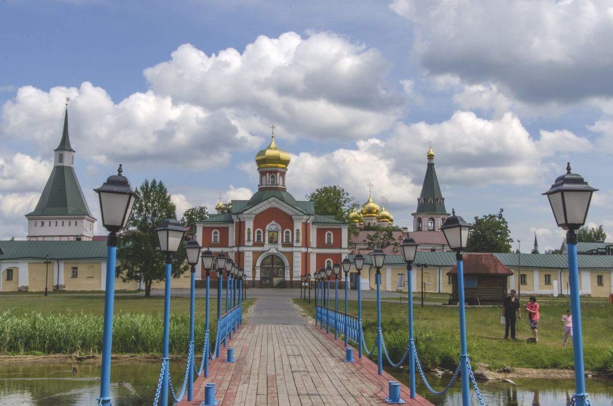 Дорога к храму. Валдайский Иверский мужской монастырь - Игорь Максименко