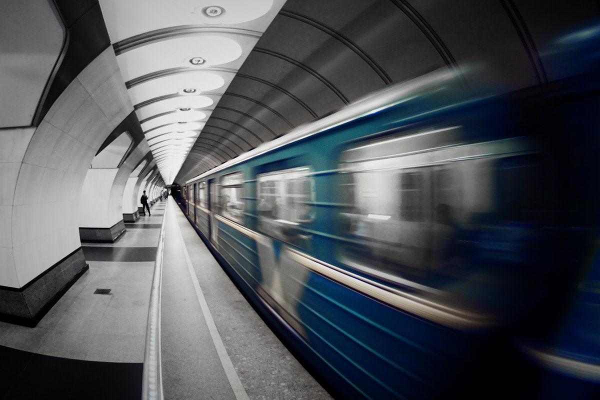 Metro - Pavel Miroshin