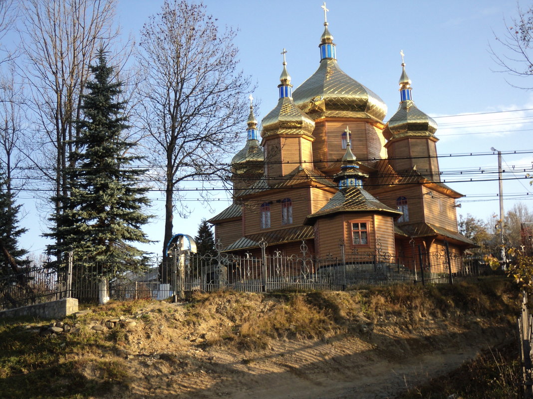 Деревянная церковь в Ворохте - nat купр
