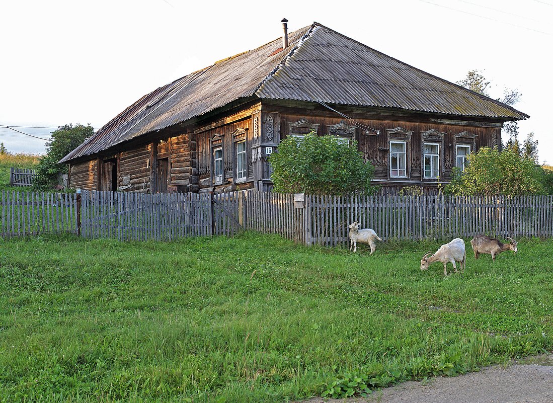 РУССКИЙ дом в деревне... (без приставки евро))) - Владимир Хиль