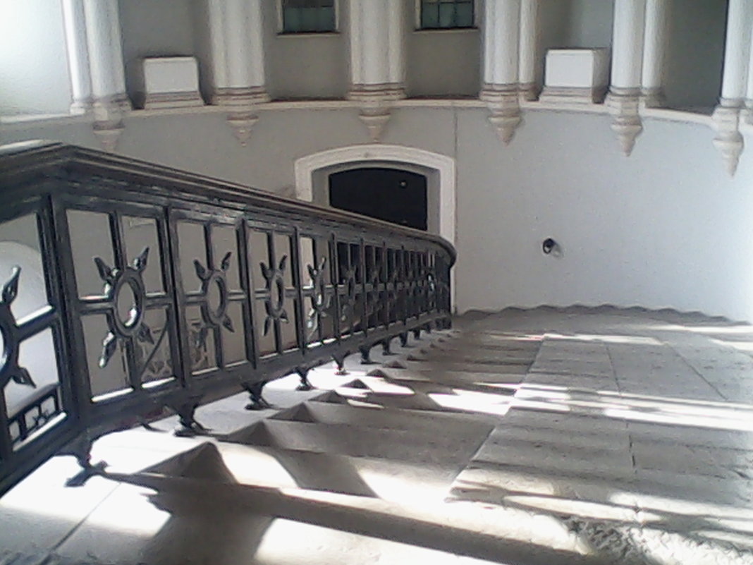 Цетральная лестница в музее Артиллерии. - Светлана Калмыкова