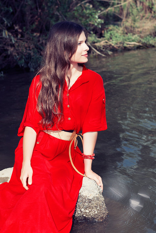 красное платье - Анастасия Задорова