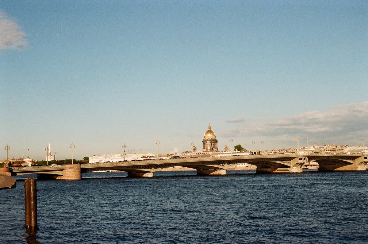 Благовещенский мост - Алёна Корсакова