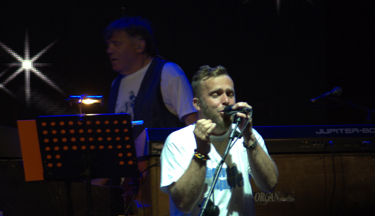 LE FOTO DALL 25-07-2015 CONCERTO A EMPOLI-AVANE групаа  ИНОМАДИ - ira mashura