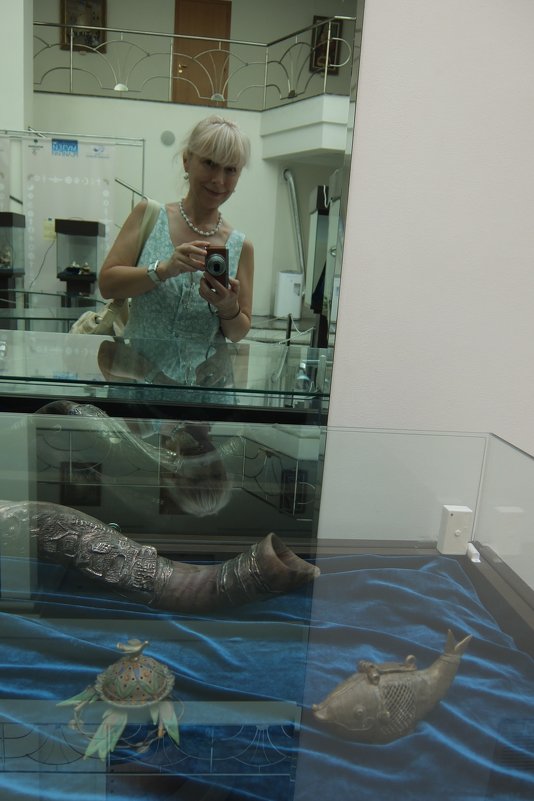 На выставке в АВЕКе - Наталья Тимошенко